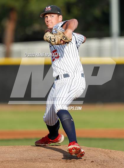 Thumbnail 3 in Village Christian vs Maranatha photogallery.