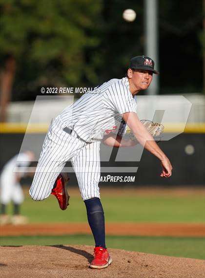 Thumbnail 2 in Village Christian vs Maranatha photogallery.