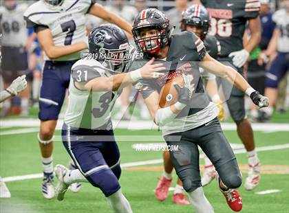Thumbnail 2 in Sharyland vs. Boerne-Champion (UIL 5A Regional Playoff) photogallery.
