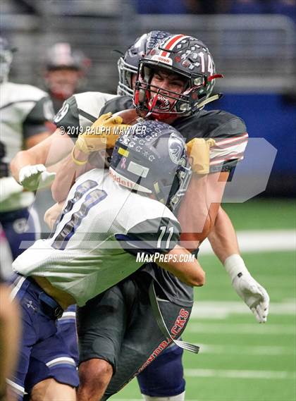 Thumbnail 1 in Sharyland vs. Boerne-Champion (UIL 5A Regional Playoff) photogallery.