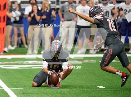 Thumbnail 1 in Sharyland vs. Boerne-Champion (UIL 5A Regional Playoff) photogallery.