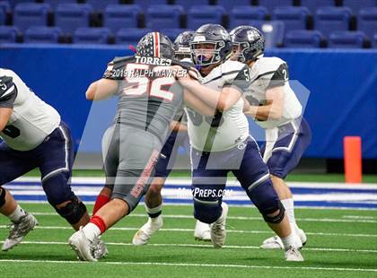 Thumbnail 2 in Sharyland vs. Boerne-Champion (UIL 5A Regional Playoff) photogallery.