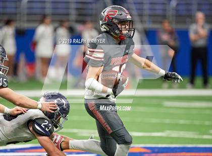 Thumbnail 2 in Sharyland vs. Boerne-Champion (UIL 5A Regional Playoff) photogallery.