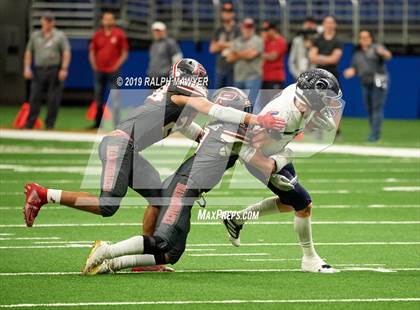 Thumbnail 1 in Sharyland vs. Boerne-Champion (UIL 5A Regional Playoff) photogallery.