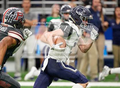Thumbnail 2 in Sharyland vs. Boerne-Champion (UIL 5A Regional Playoff) photogallery.