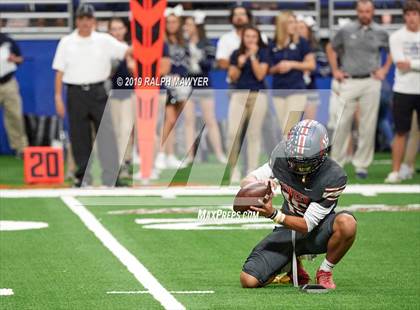 Thumbnail 1 in Sharyland vs. Boerne-Champion (UIL 5A Regional Playoff) photogallery.