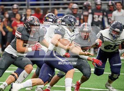 Thumbnail 2 in Sharyland vs. Boerne-Champion (UIL 5A Regional Playoff) photogallery.