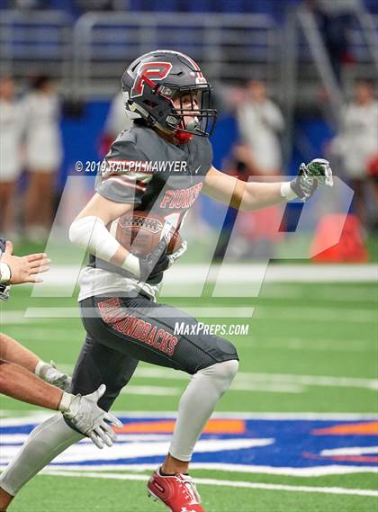 Thumbnail 1 in Sharyland vs. Boerne-Champion (UIL 5A Regional Playoff) photogallery.