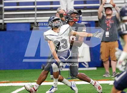 Thumbnail 3 in Sharyland vs. Boerne-Champion (UIL 5A Regional Playoff) photogallery.
