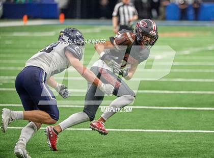 Thumbnail 2 in Sharyland vs. Boerne-Champion (UIL 5A Regional Playoff) photogallery.