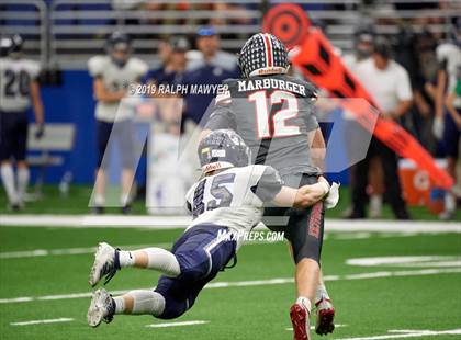 Thumbnail 1 in Sharyland vs. Boerne-Champion (UIL 5A Regional Playoff) photogallery.