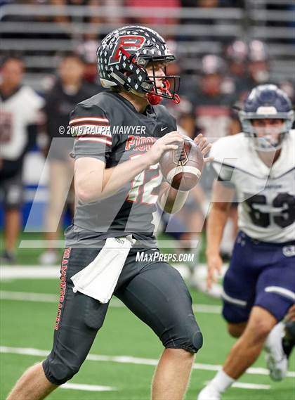 Thumbnail 2 in Sharyland vs. Boerne-Champion (UIL 5A Regional Playoff) photogallery.