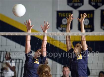 Thumbnail 1 in Vista Ridge @ Stony Point photogallery.
