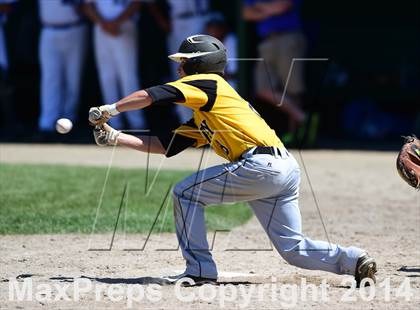 Thumbnail 2 in Amity Regional vs. Southington (CIAC Class LL Final) photogallery.
