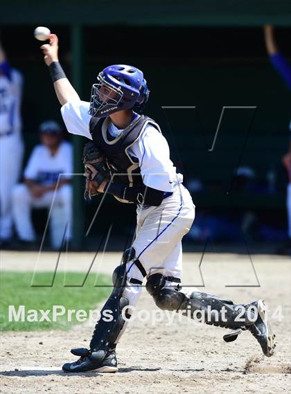 Thumbnail 3 in Amity Regional vs. Southington (CIAC Class LL Final) photogallery.