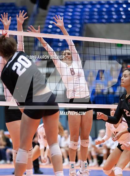 Thumbnail 1 in Jonesboro vs. Benton (AAA 5A Championship) photogallery.