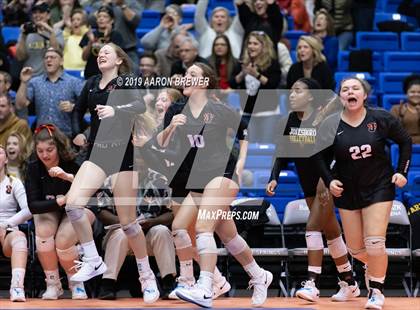 Thumbnail 3 in Jonesboro vs. Benton (AAA 5A Championship) photogallery.