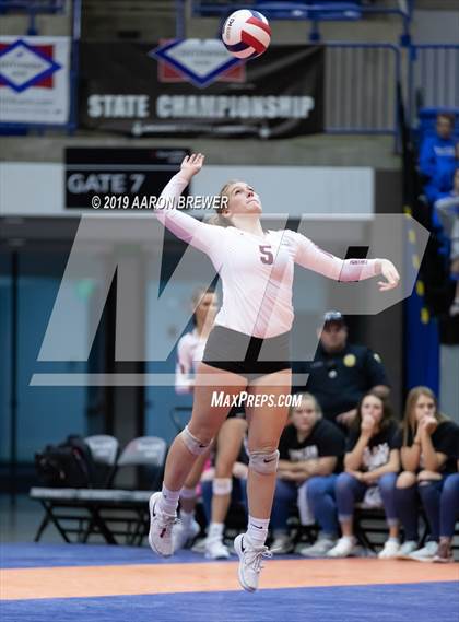 Thumbnail 1 in Jonesboro vs. Benton (AAA 5A Championship) photogallery.