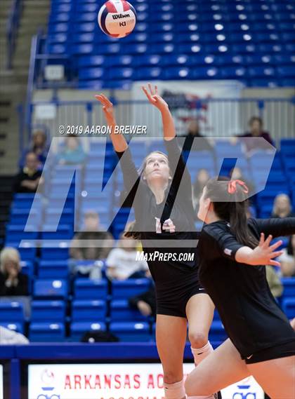 Thumbnail 1 in Jonesboro vs. Benton (AAA 5A Championship) photogallery.