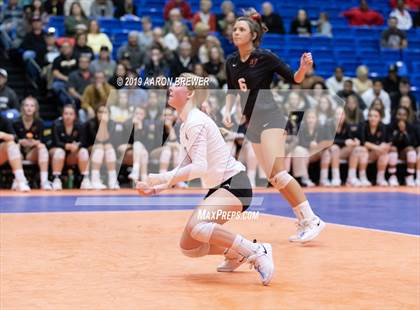 Thumbnail 2 in Jonesboro vs. Benton (AAA 5A Championship) photogallery.