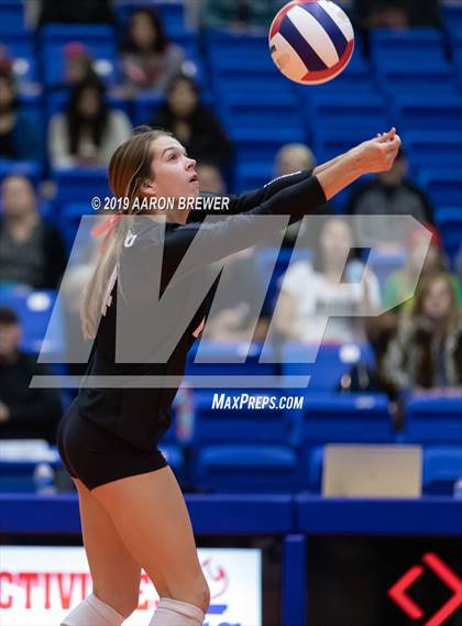 Thumbnail 3 in Jonesboro vs. Benton (AAA 5A Championship) photogallery.