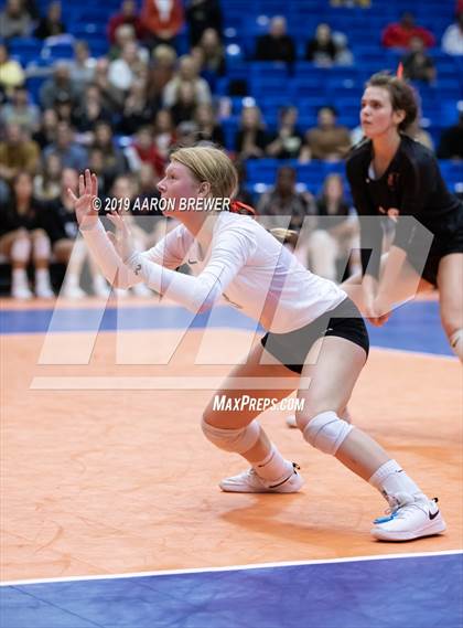 Thumbnail 2 in Jonesboro vs. Benton (AAA 5A Championship) photogallery.