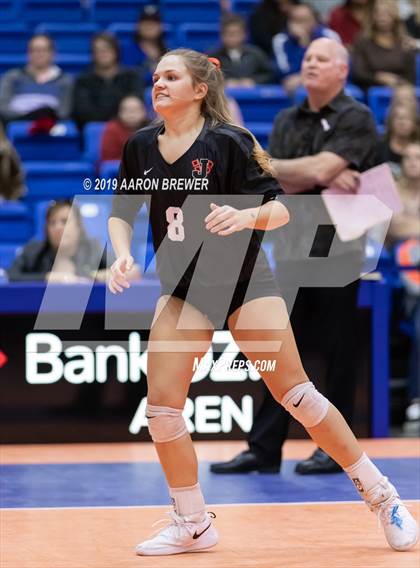 Thumbnail 2 in Jonesboro vs. Benton (AAA 5A Championship) photogallery.