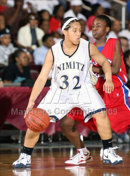 Thumbnail 1 in Dulles vs. Nimitz (Texas 5A Region 3 Semifinal) photogallery.