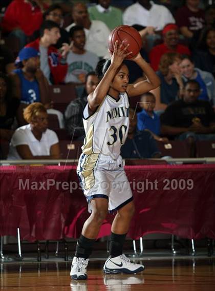 Thumbnail 3 in Dulles vs. Nimitz (Texas 5A Region 3 Semifinal) photogallery.