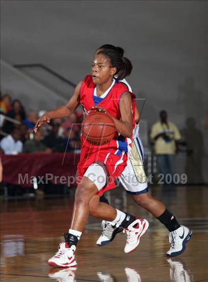 Thumbnail 1 in Dulles vs. Nimitz (Texas 5A Region 3 Semifinal) photogallery.