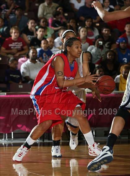 Thumbnail 3 in Dulles vs. Nimitz (Texas 5A Region 3 Semifinal) photogallery.