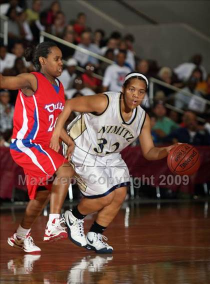 Thumbnail 1 in Dulles vs. Nimitz (Texas 5A Region 3 Semifinal) photogallery.