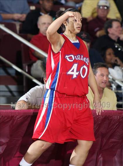 Thumbnail 2 in Dulles vs. Nimitz (Texas 5A Region 3 Semifinal) photogallery.