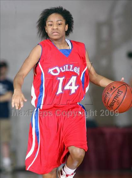 Thumbnail 2 in Dulles vs. Nimitz (Texas 5A Region 3 Semifinal) photogallery.