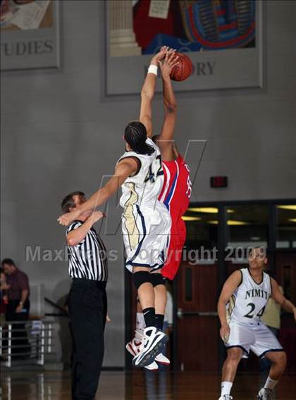 Thumbnail 1 in Dulles vs. Nimitz (Texas 5A Region 3 Semifinal) photogallery.