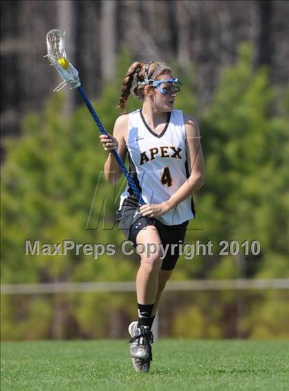 Thumbnail 2 in Cardinal Gibbons vs. Apex photogallery.