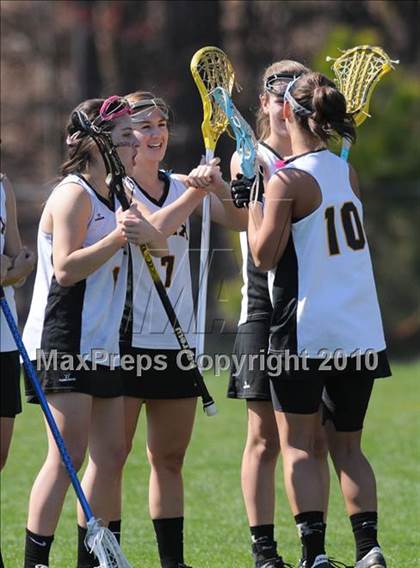 Thumbnail 2 in Cardinal Gibbons vs. Apex photogallery.