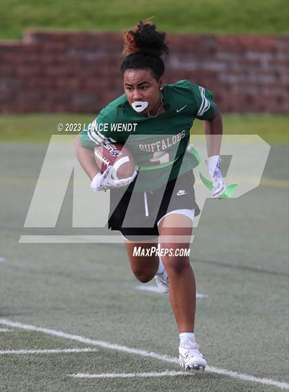 Thumbnail 3 in Smoky Hill vs Chaparral photogallery.