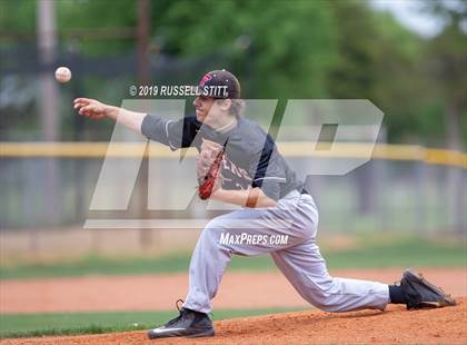 Thumbnail 3 in Kingfisher vs Tuttle photogallery.