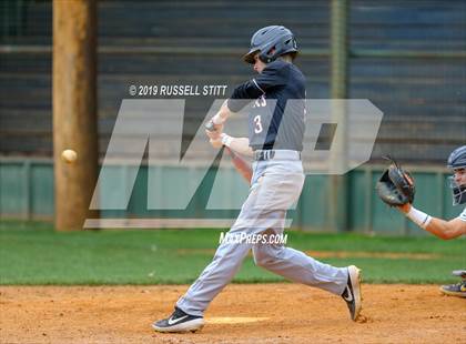 Thumbnail 1 in Kingfisher vs Tuttle photogallery.