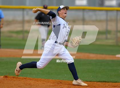 Thumbnail 3 in Kingfisher vs Tuttle photogallery.