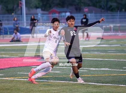 Thumbnail 2 in Harlingen vs. Edinburg North (Bi-District) photogallery.