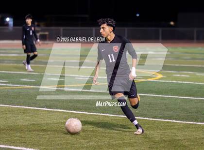 Thumbnail 2 in Harlingen vs. Edinburg North (Bi-District) photogallery.