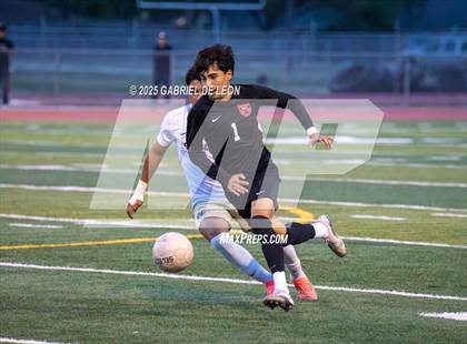 Thumbnail 1 in Harlingen vs. Edinburg North (Bi-District) photogallery.