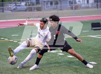 Thumbnail 1 in Harlingen vs. Edinburg North (Bi-District) photogallery.