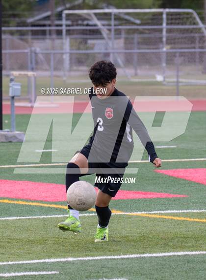 Thumbnail 3 in Harlingen vs. Edinburg North (Bi-District) photogallery.