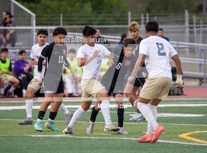 Thumbnail 3 in Harlingen vs. Edinburg North (Bi-District) photogallery.