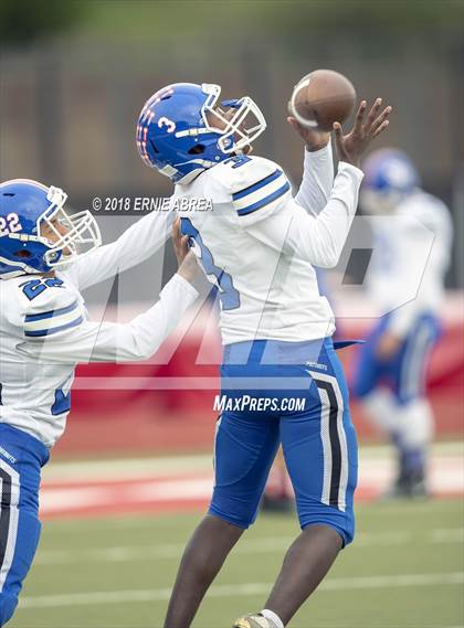 Thumbnail 3 in Orange Glen @ Lincoln (CIF State D6-A Final) photogallery.