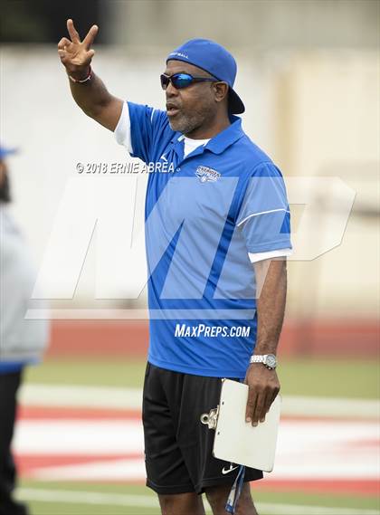 Thumbnail 1 in Orange Glen @ Lincoln (CIF State D6-A Final) photogallery.