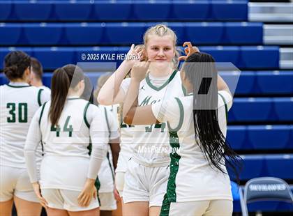 Thumbnail 2 in Perrysburg vs. Mason ( OHSAA D1 Regional semi final) photogallery.